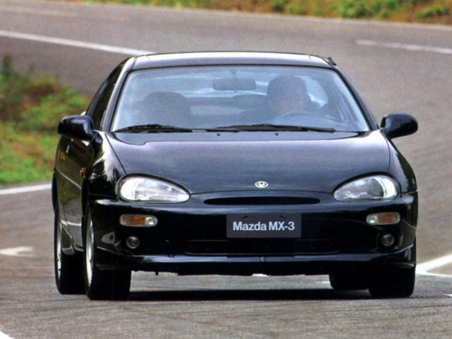  Mazda MX-3 1991 года  (фото 11 из 16)